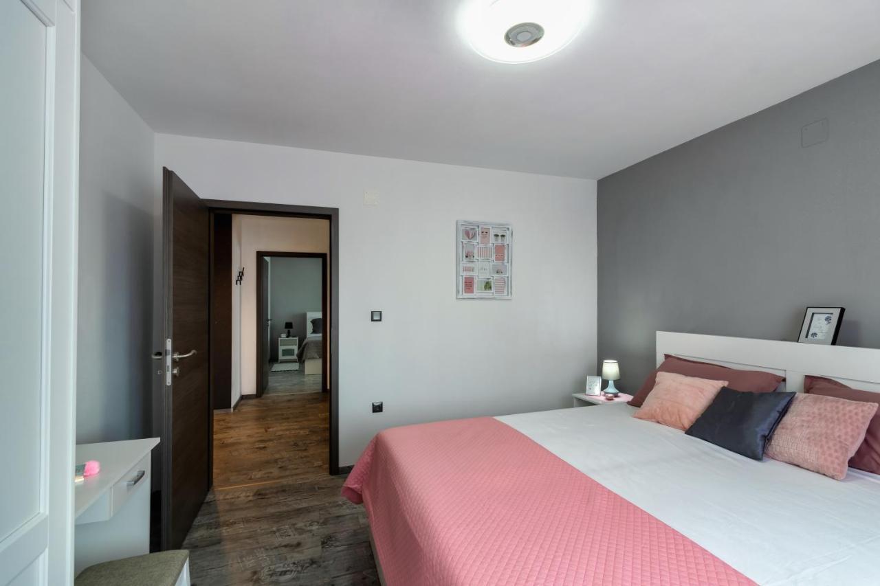 Apartman Gabrijela Muntić Eksteriør billede